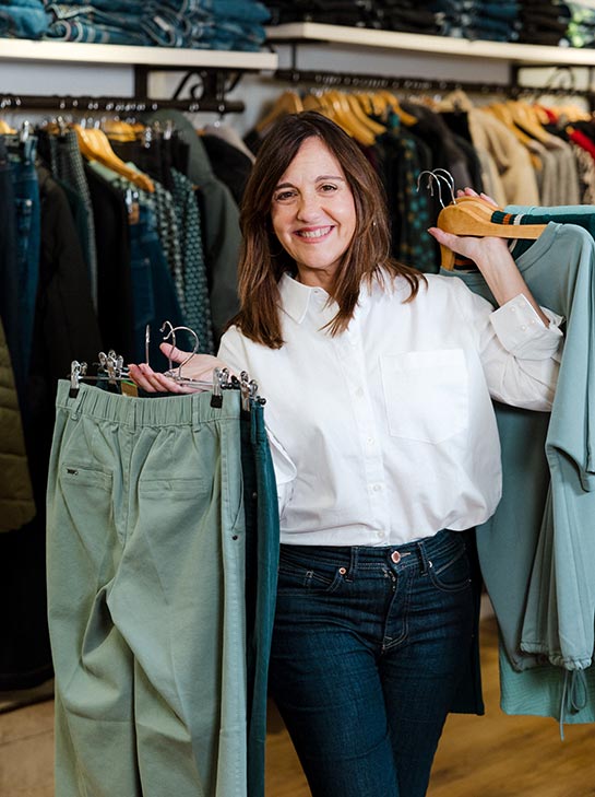 Moda mujer: vestidos, blusas, pantalones, chaquetas